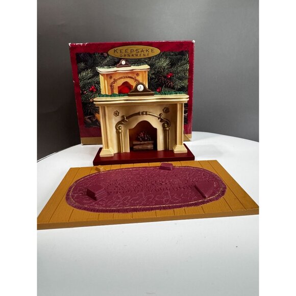 Hallmark Bearingers Of Victoria Circle Lighted Fireplace Display Base 1993 - Picture 7 of 7